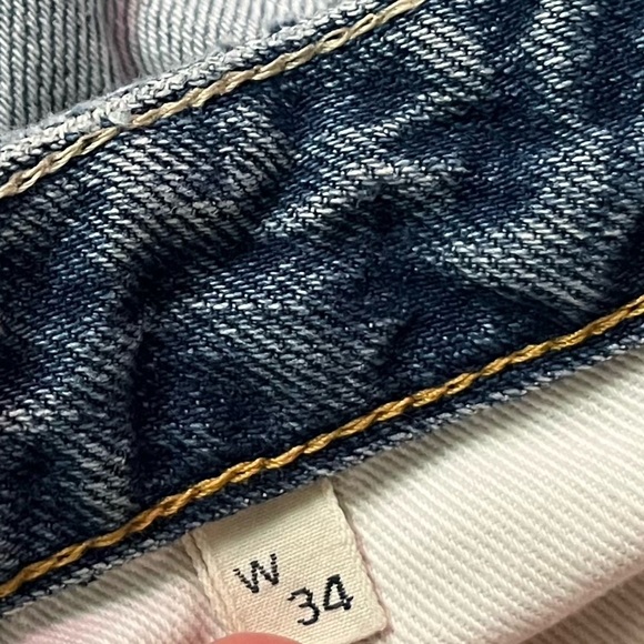 Levi’s Made and Crafted • Light Wash Tack Slim Classic Blue Jeans - Picture 5 of 10